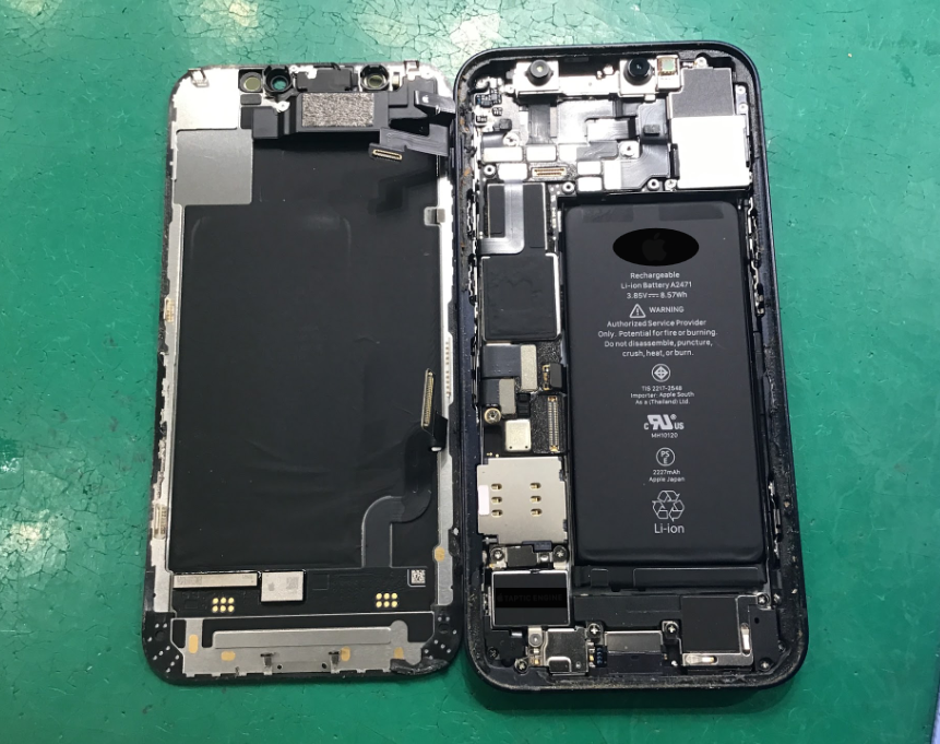 iPhone12miniの修理はデータそのまま・最短即日修理のスマホ修理工房中野ブロードウェイ店にご相談ください！！